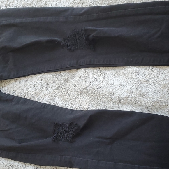 American Eagle Black Distressed Super Stretch  Mid Rise Jegging Size 4 Waist 27 - Picture 5 of 6